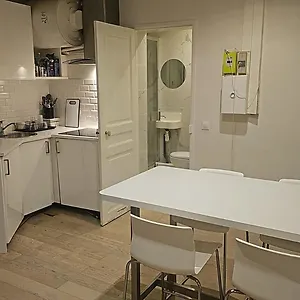 7 Eme Arrondissement Appartement